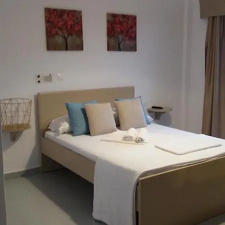 River Side Aparthotel 2*